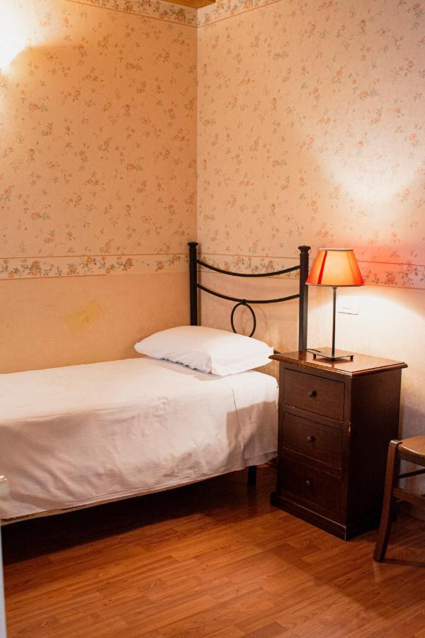 Hotel capitelli Trieste Esterno foto