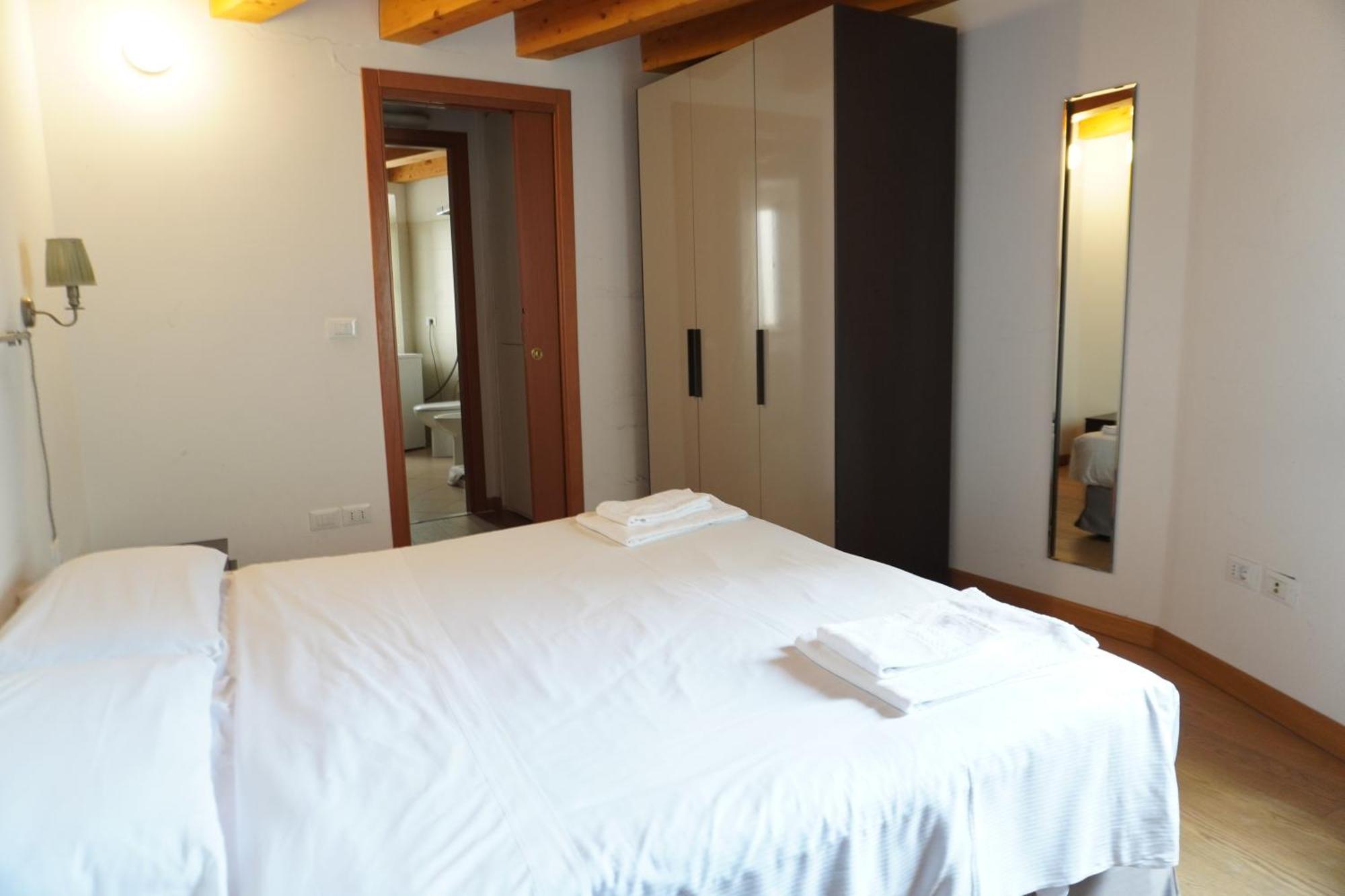 Hotel capitelli Trieste Esterno foto