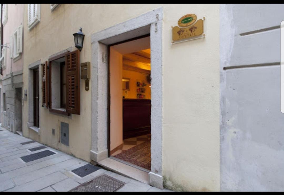 Hotel capitelli Trieste Esterno foto